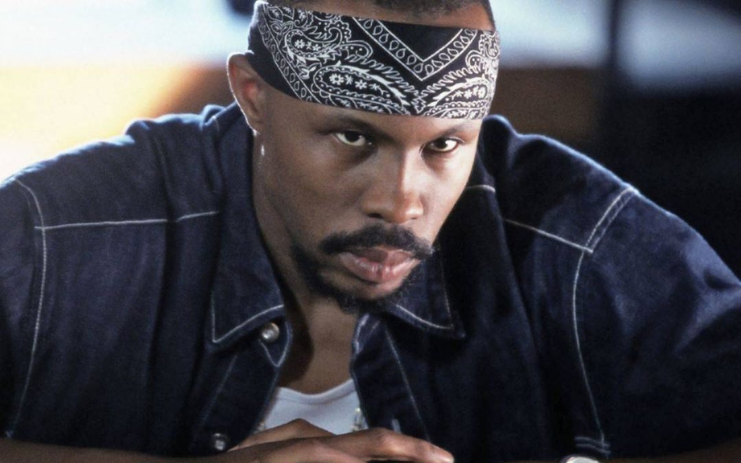 Get the ultimate review of The Wire Season 1 Episode 10 "The Cost" featuring McNulty, Omar, Stringer, Avon, and more. Directed by Brad Anderson.