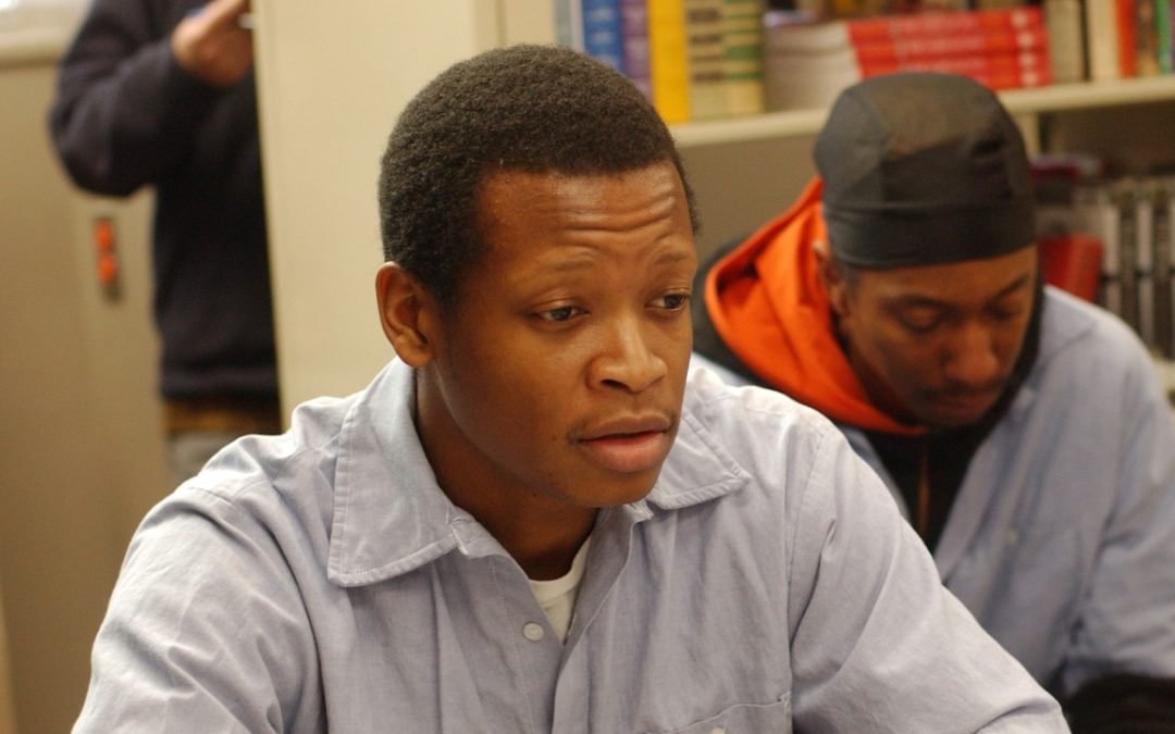 Discover why The Wire Season 2 Episode 6 is a cinematic masterpiece, featuring D'Angelo, Sobotka, and the gripping direction of Steve Shill. In the sixth episode titled All Prologue, the show takes us through the journeys of Barksdale, Omar and McNulty.